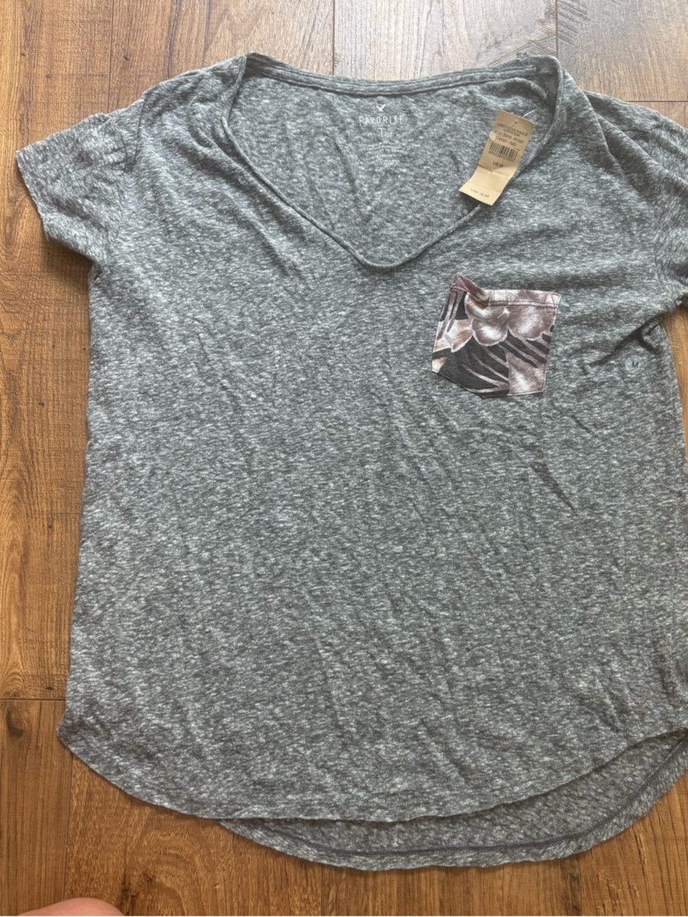 American Eagle Heather Gray V-Neck Tee with Floral Pocket